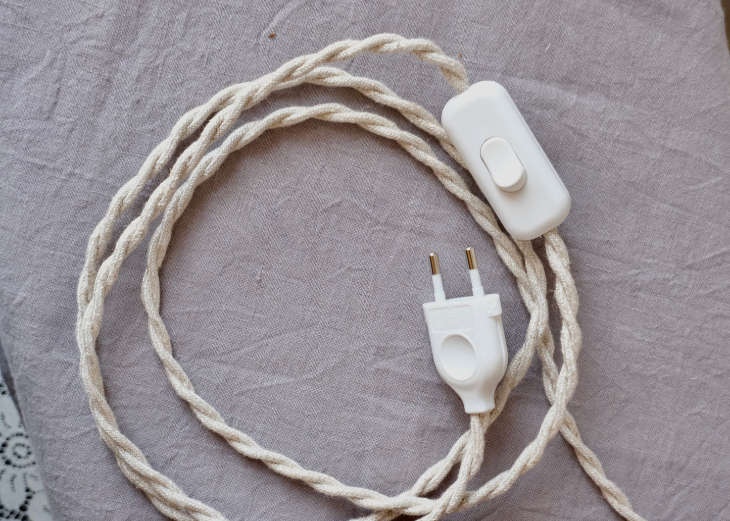 La lampe en céramique ronde