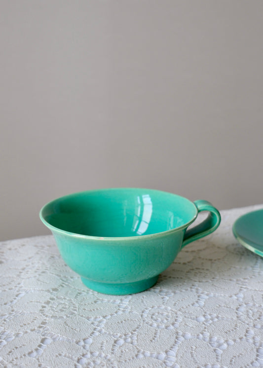La tasse verte turquoise