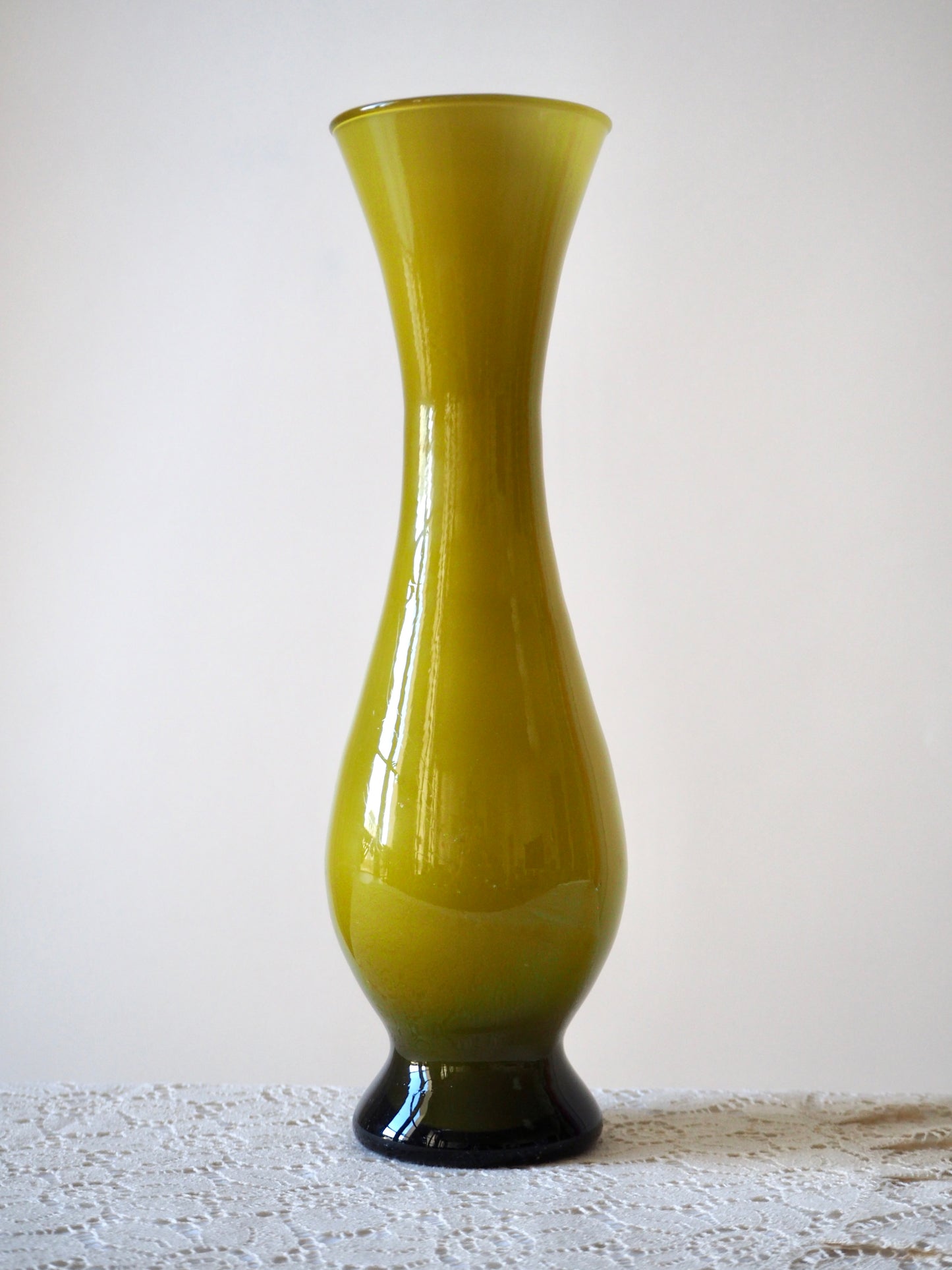 Vase en opaline vert