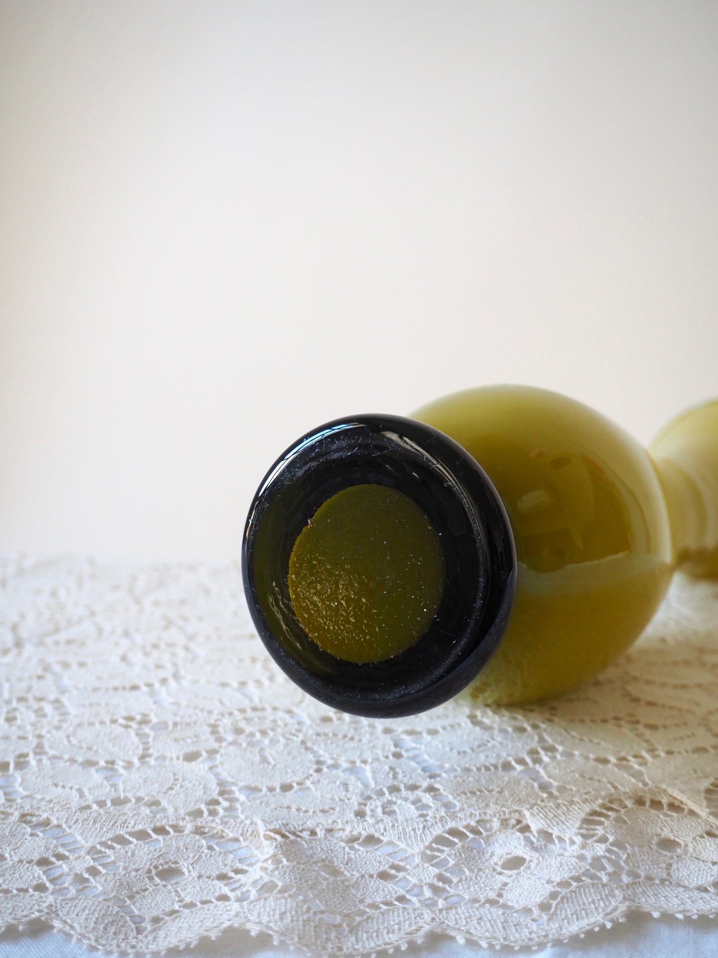 Vase en opaline vert