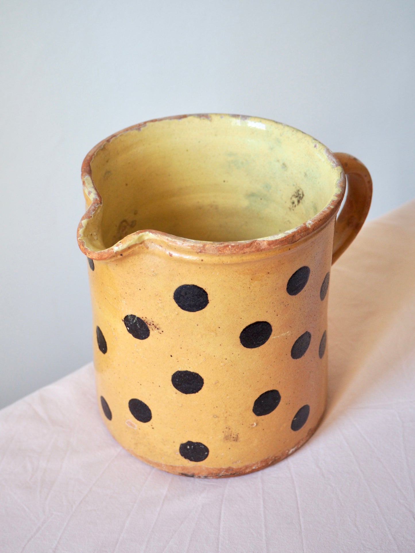 Le pichet savoyard à pois