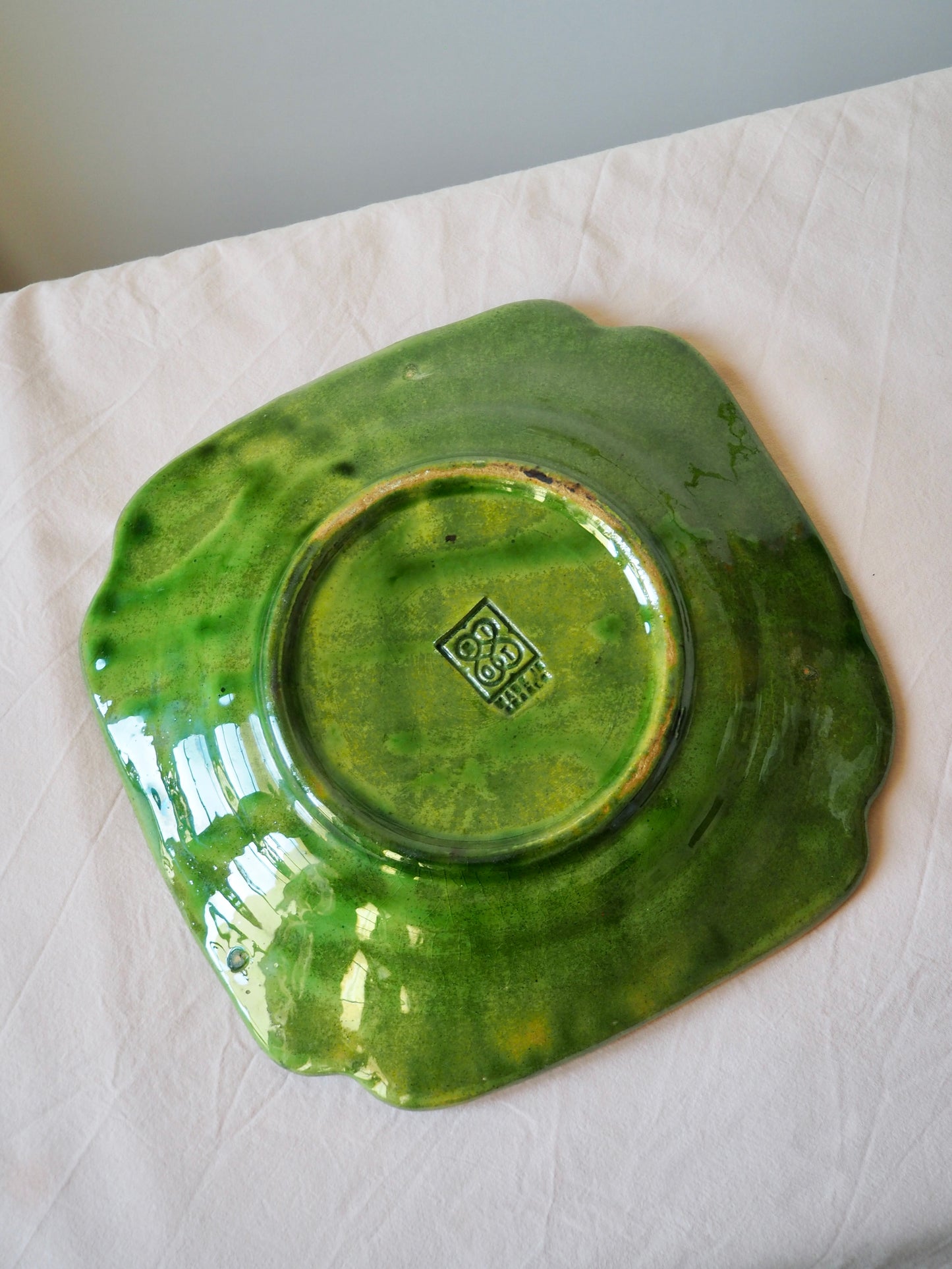 Assiettes en céramique Biot