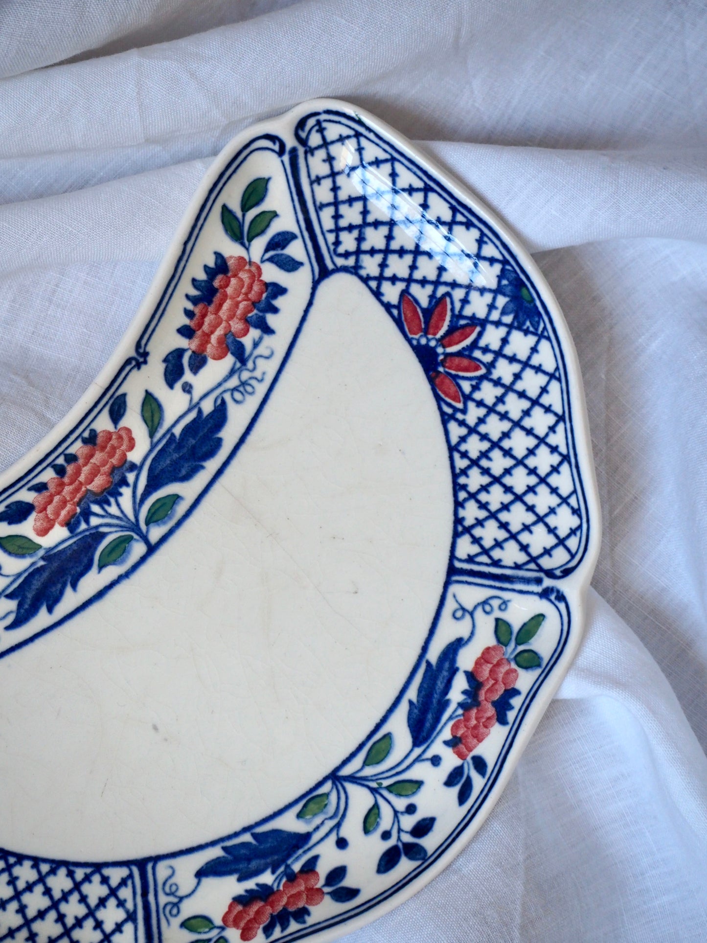 Petite assiette en faïence Wedgwood Etruria England