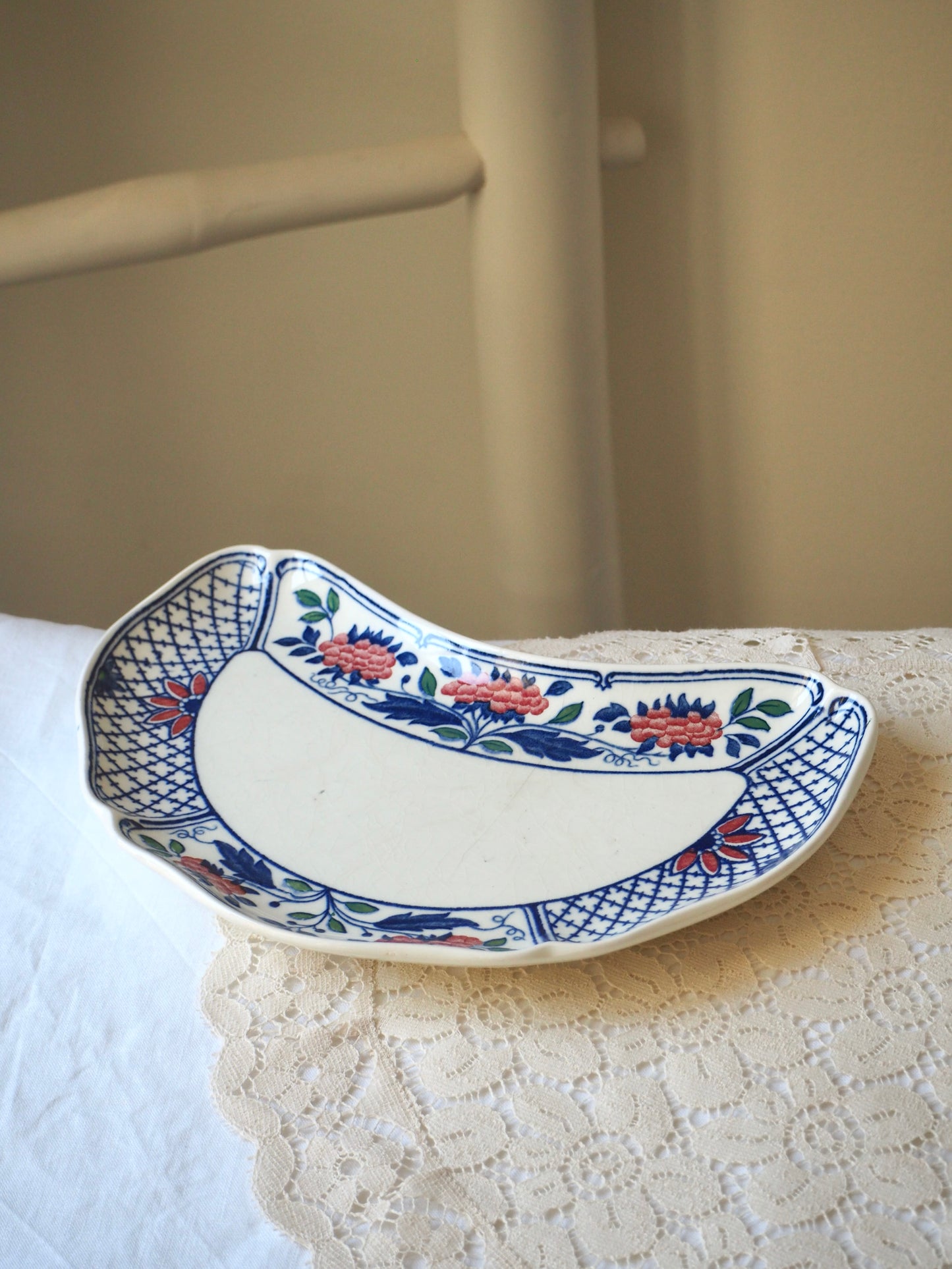 Petite assiette en faïence Wedgwood Etruria England