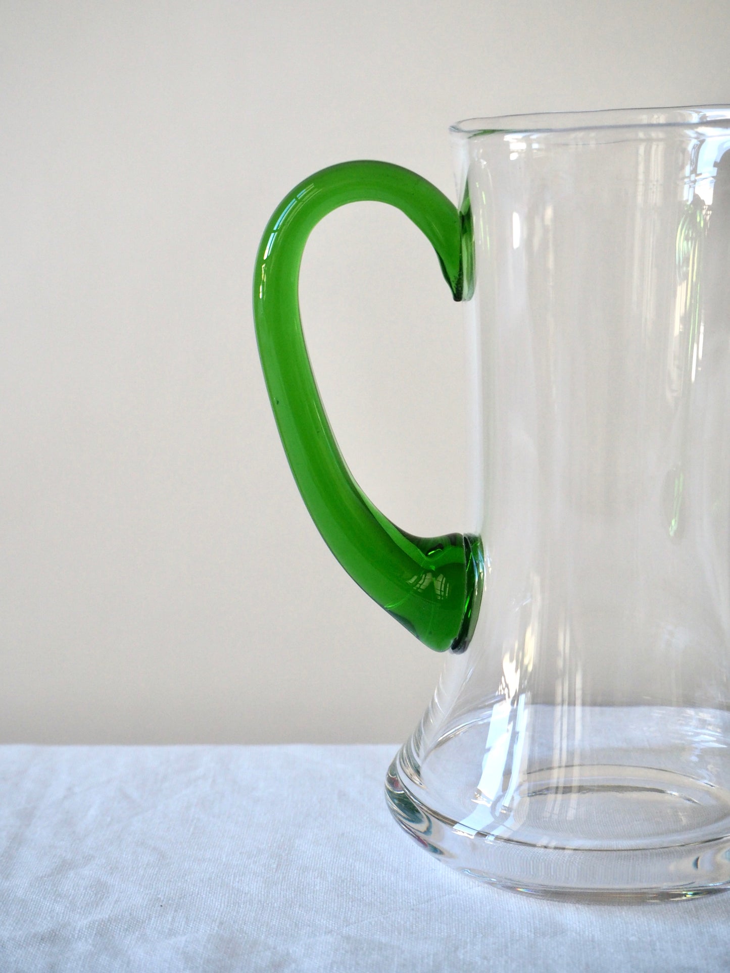 Le pichet en verre