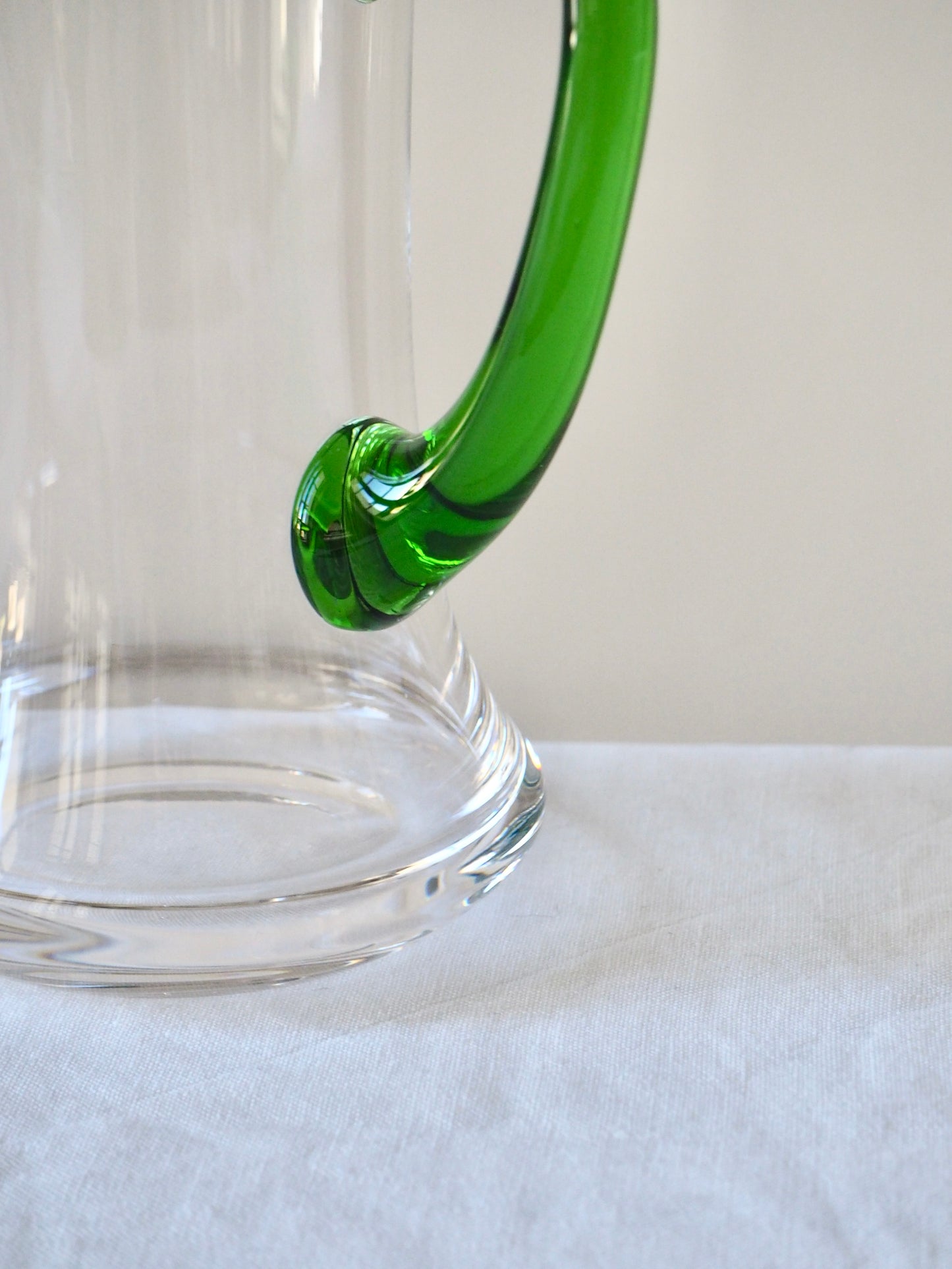 Le pichet en verre