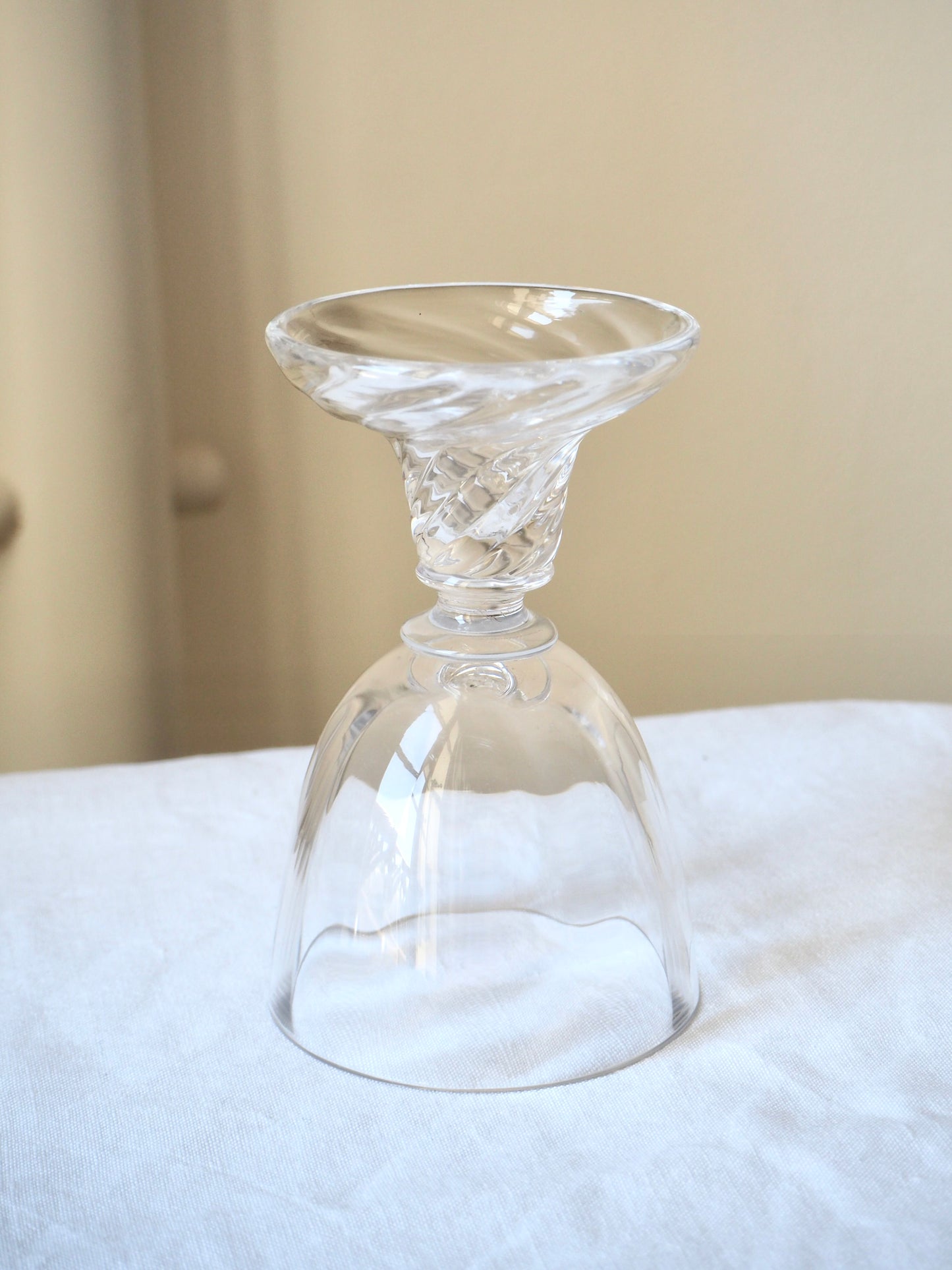 Verres à vin en cristal Saint Louis, modèle Cluny