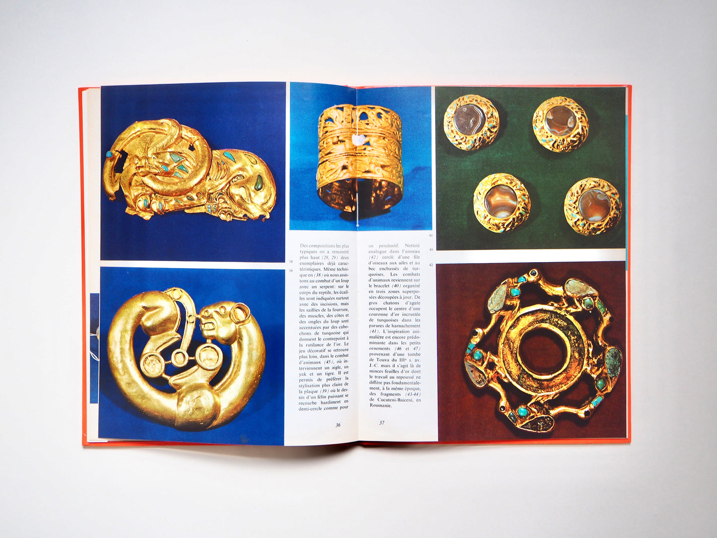 Bijoux, l'art ancien de l'humanité