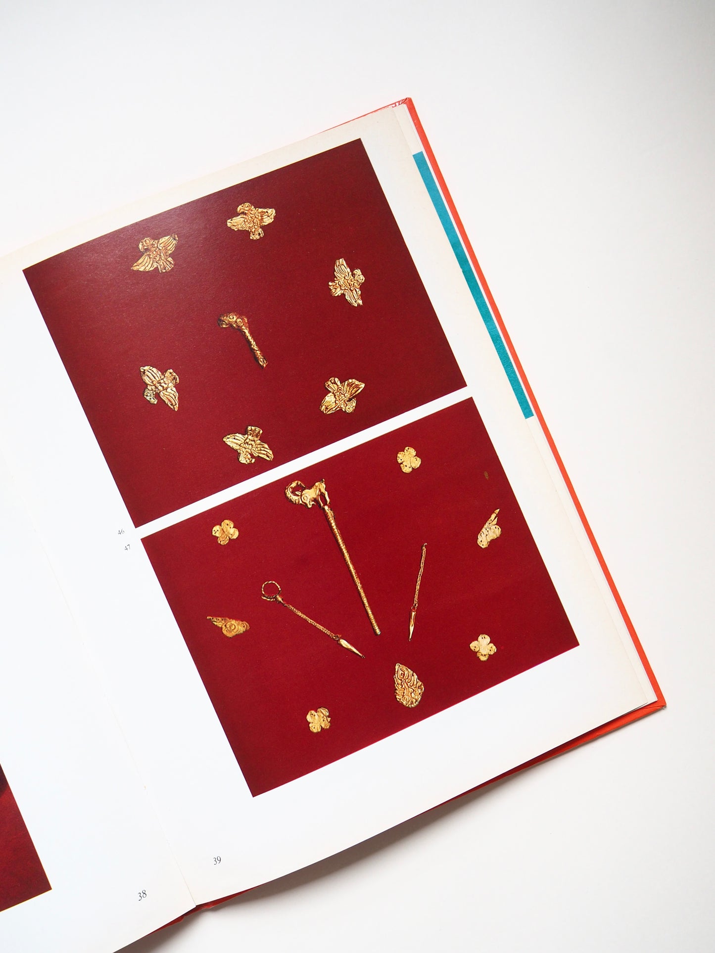 Bijoux, l'art ancien de l'humanité