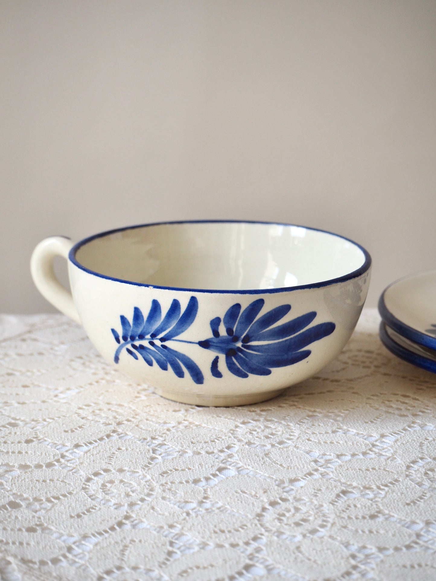 Les deux grandes tasses St Clément