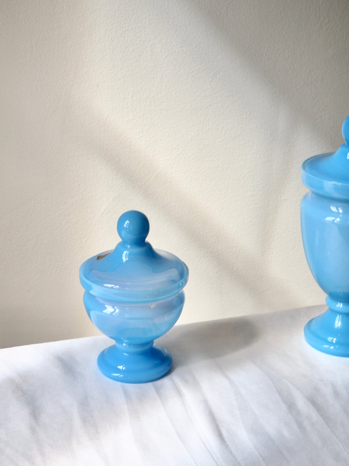 Pot en opaline bleue de Murano