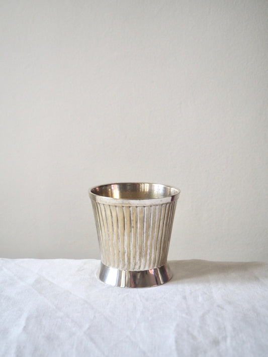 Timbale en métal argenté art déco