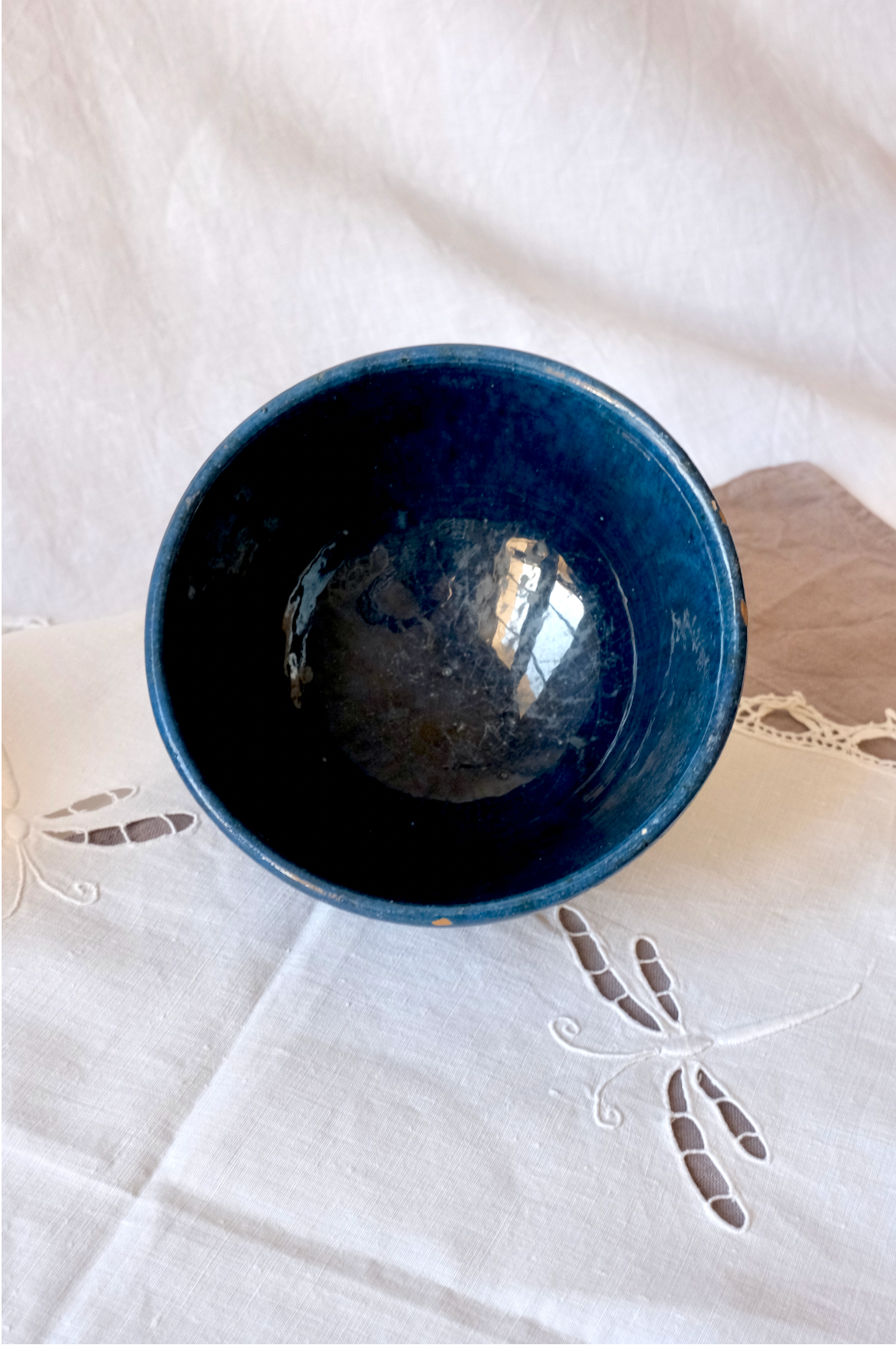 Bol bleu, Biot