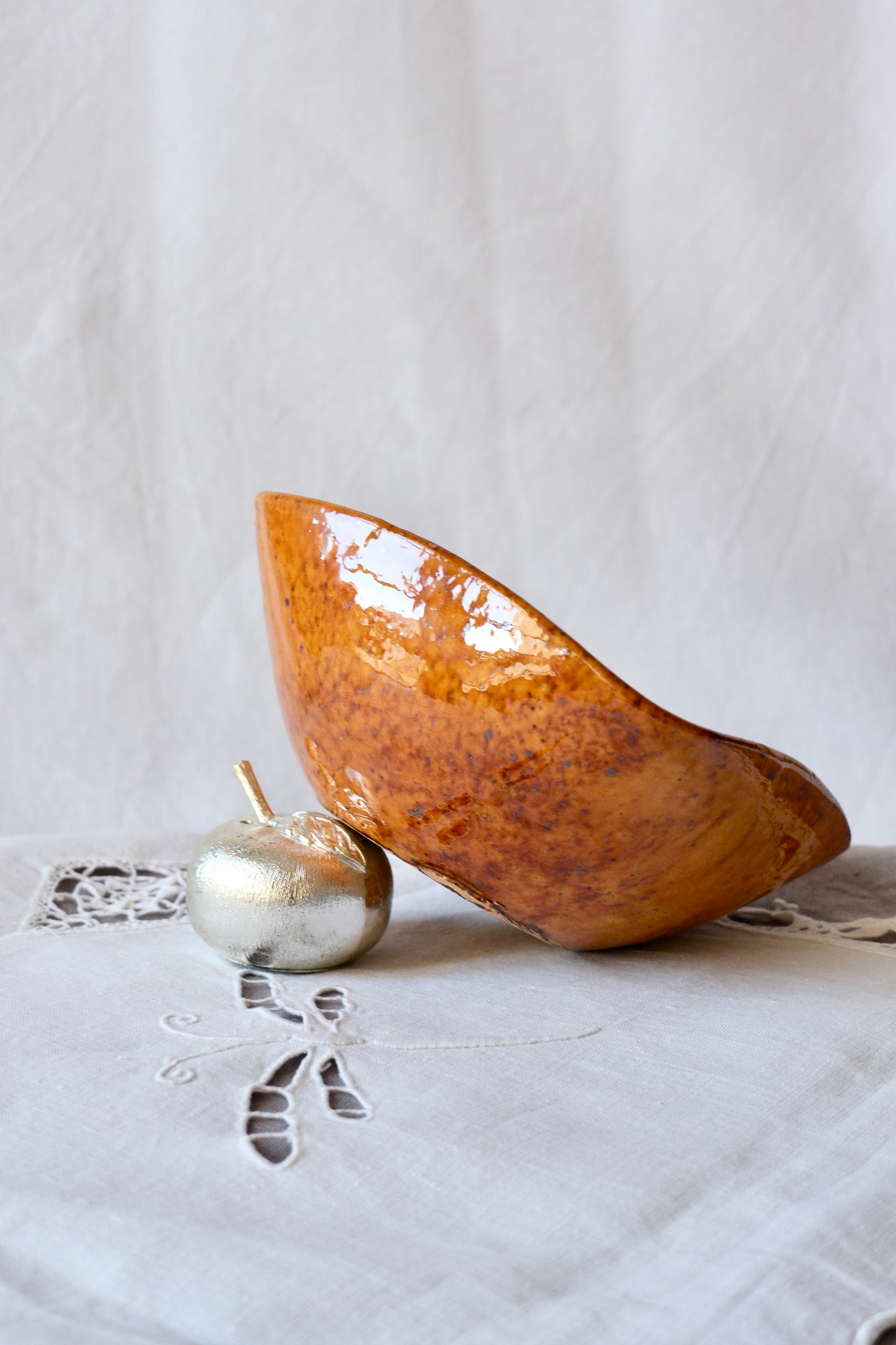 Coupelle en céramique jaune, Biot