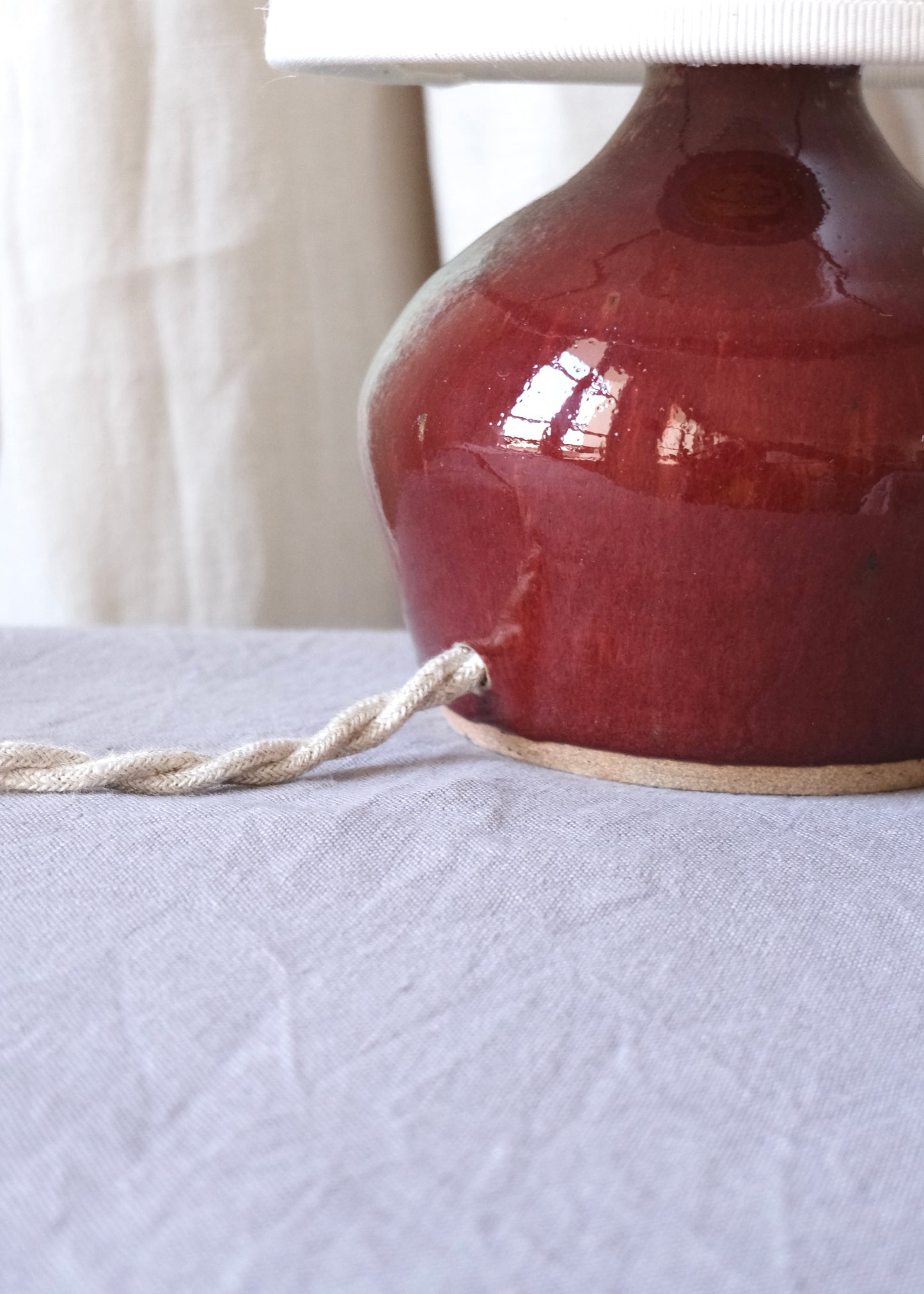 La lampe en céramique ronde