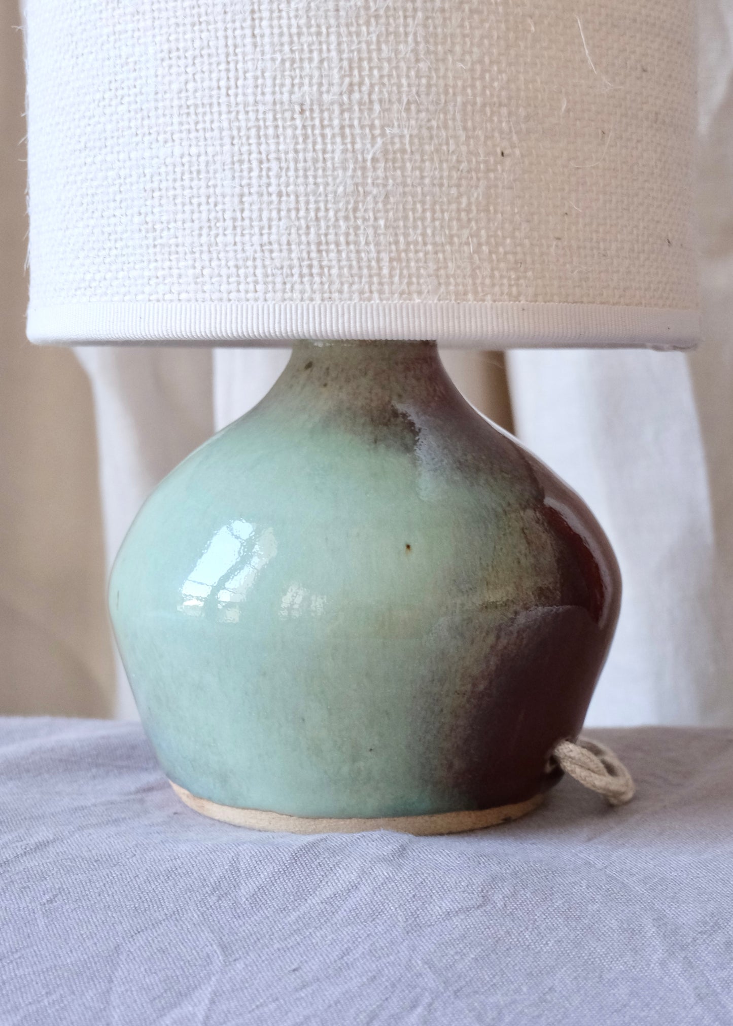 La lampe en céramique ronde