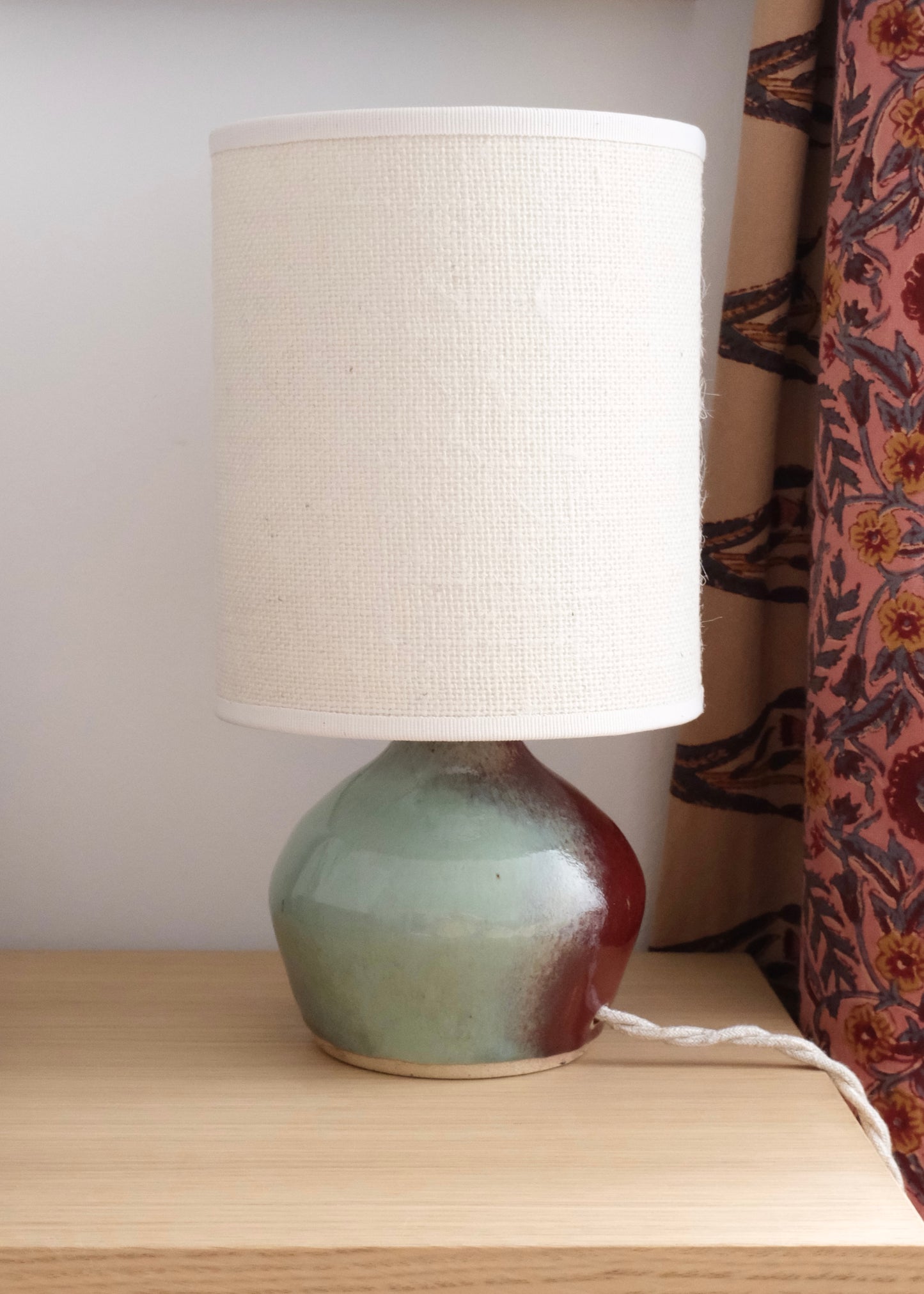 La lampe en céramique ronde