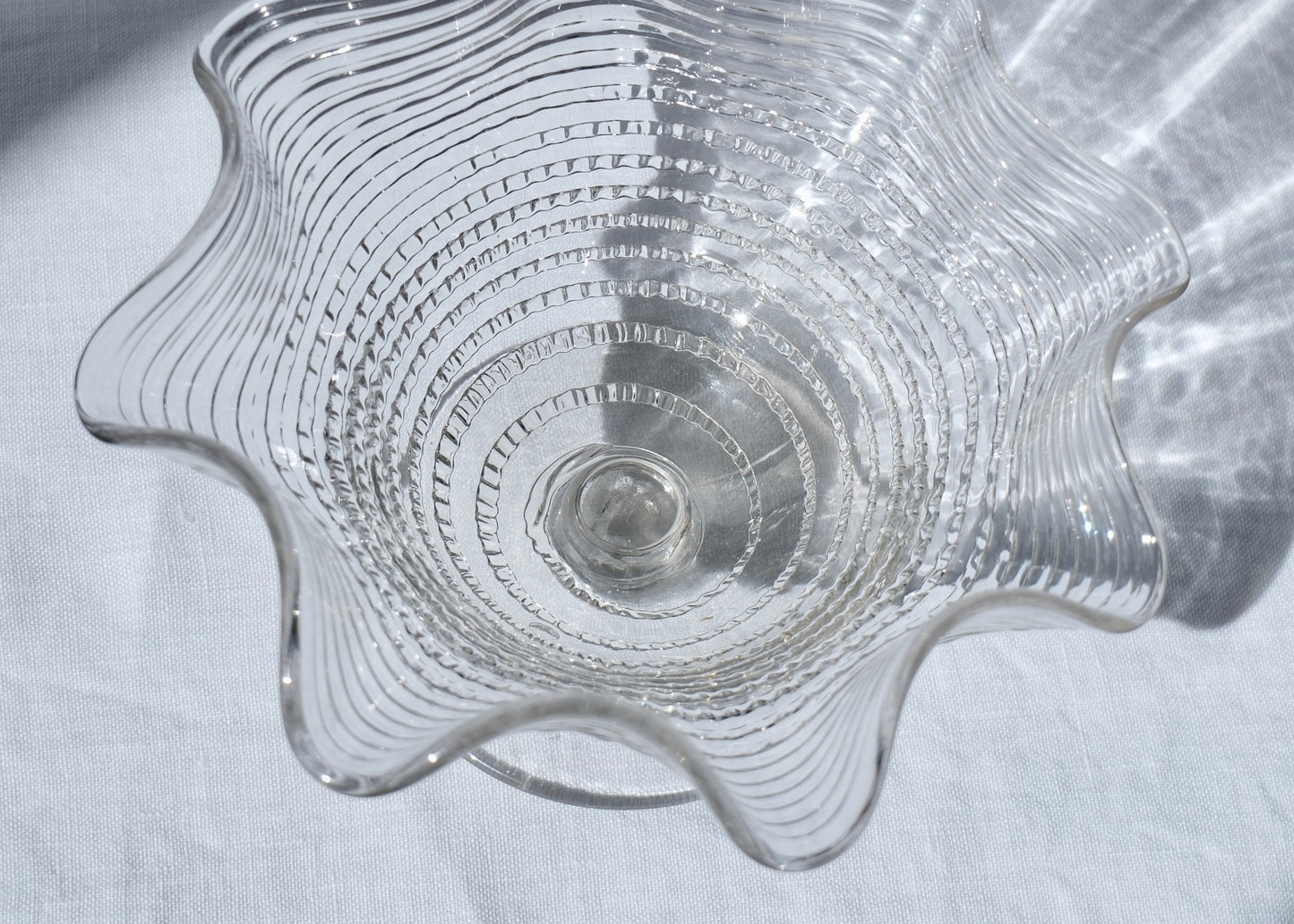 Coupe sur pied en verre soufflé