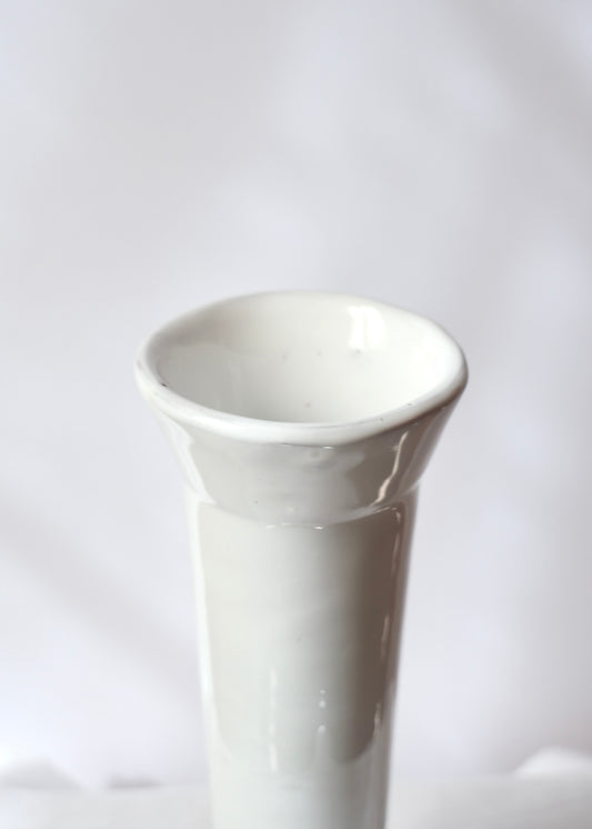 Le vase tube en céramique blanc Christian de Mons