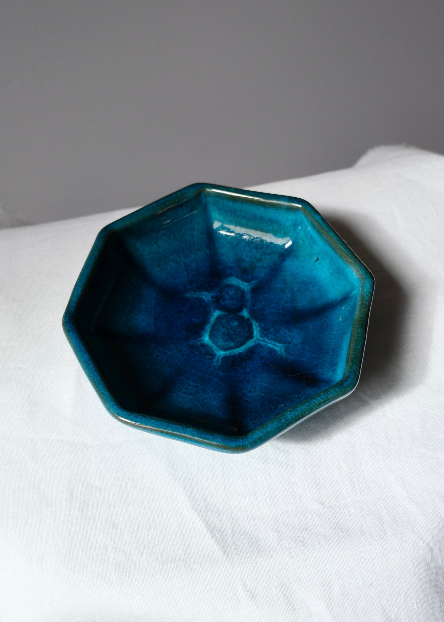 La coupelle bleue Christian de Mons