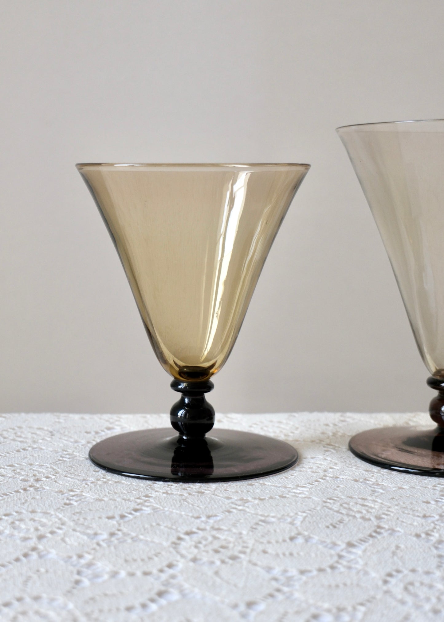 Verres à pieds bicolores