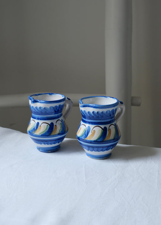 Les minis pichets colorés