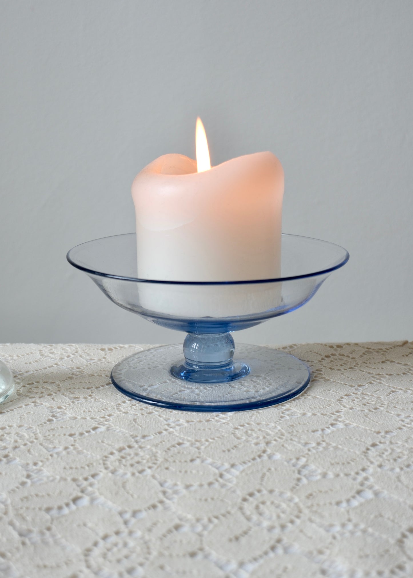 Coupelle en verre bleu