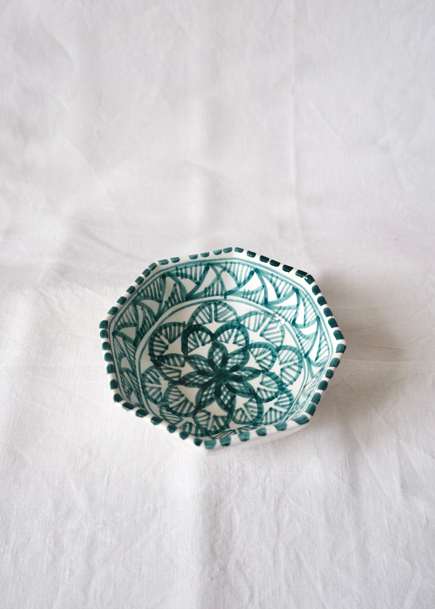 Bol aux motifs verts octogonal