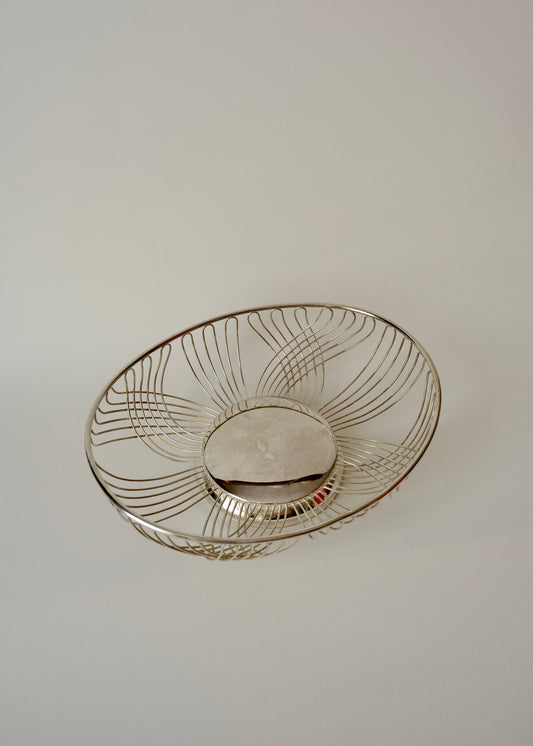 La corbeille mid century en métal argenté