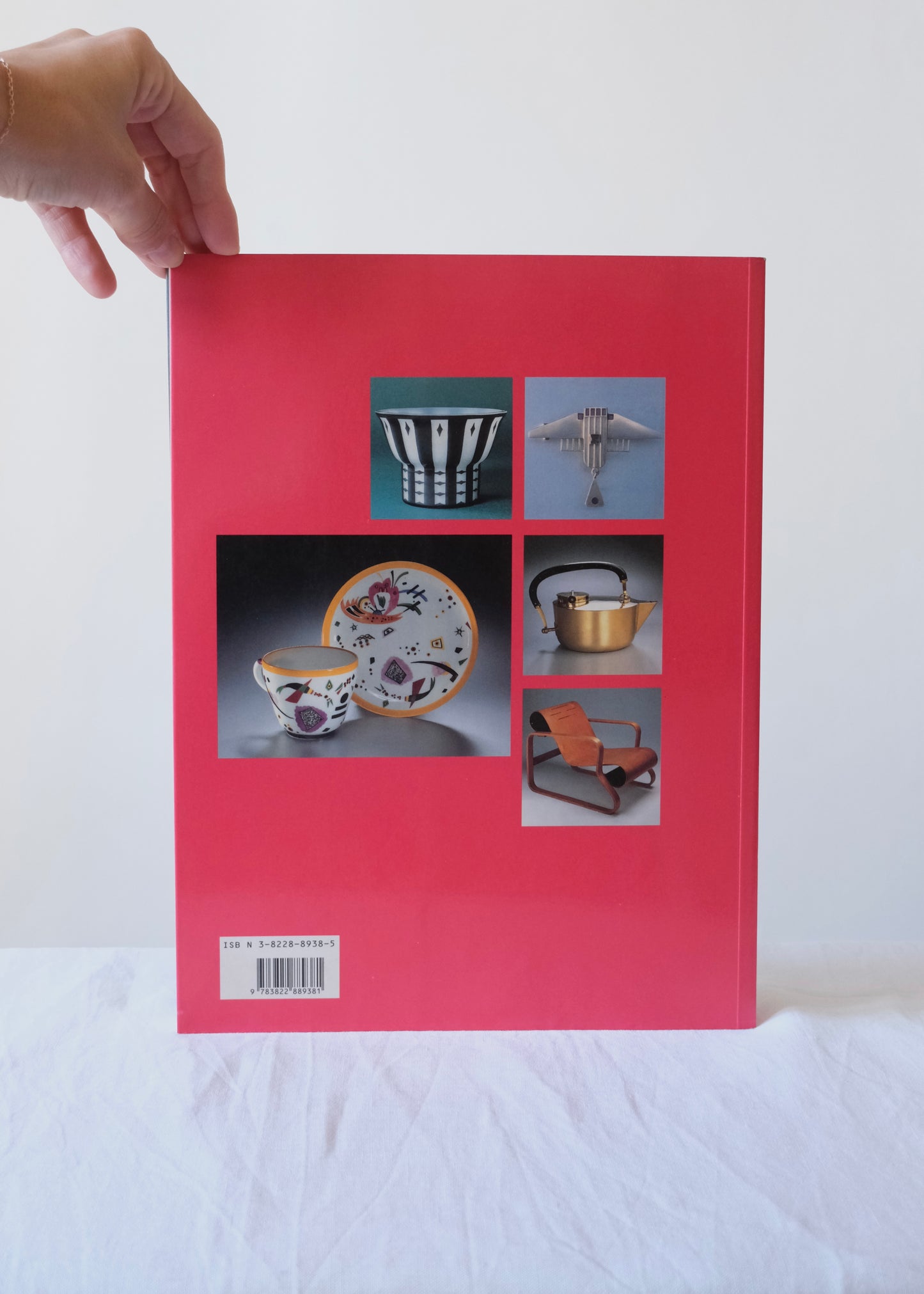 Avant-garde design 1880-1930, Taschen
