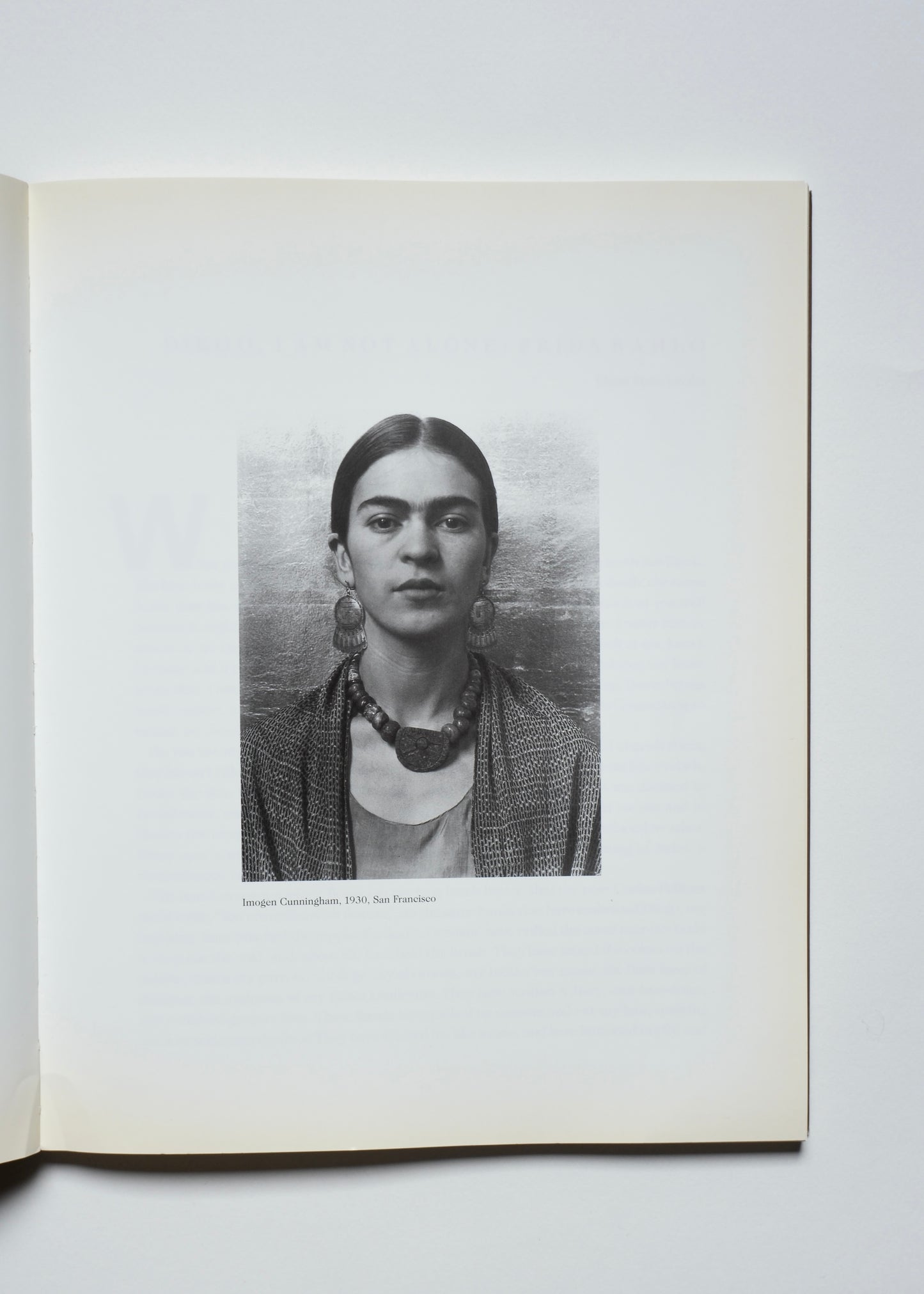 Frida Kahlo, the camera seduced