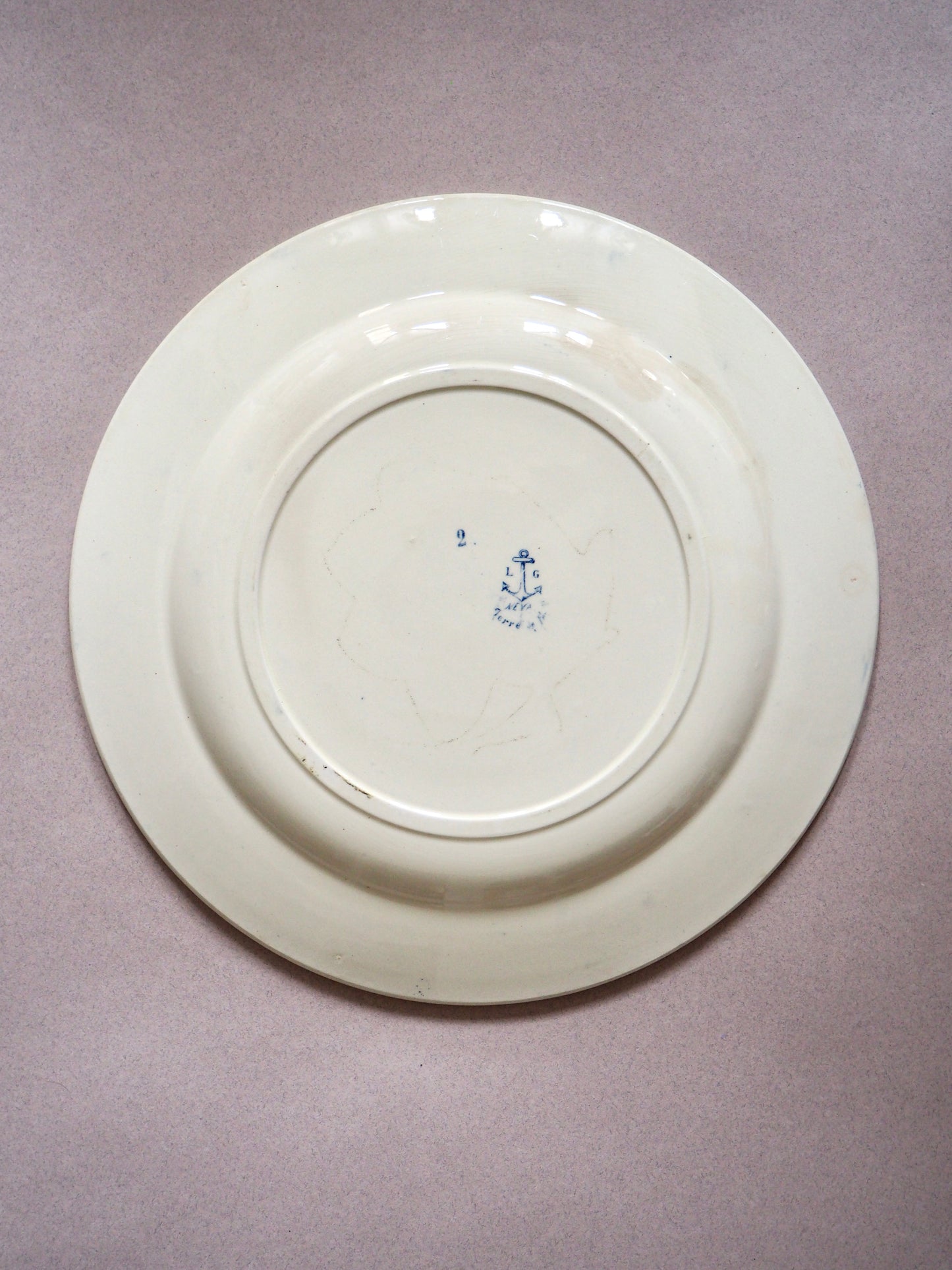 Le grand plat rond Terre de fer de Clairefontaine