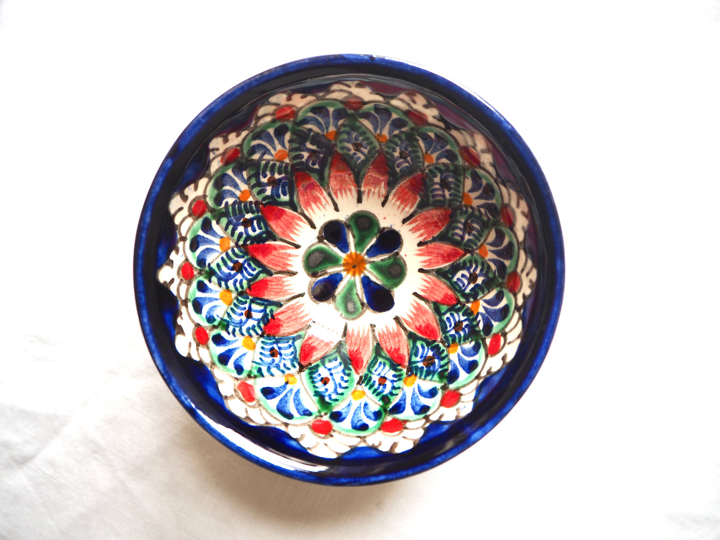 Les petites tasses colorées