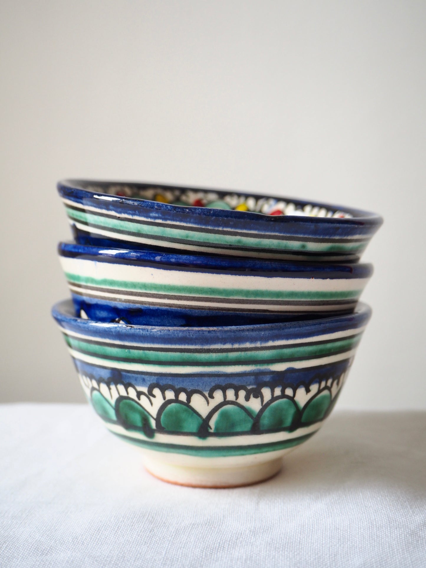 Les petites tasses colorées