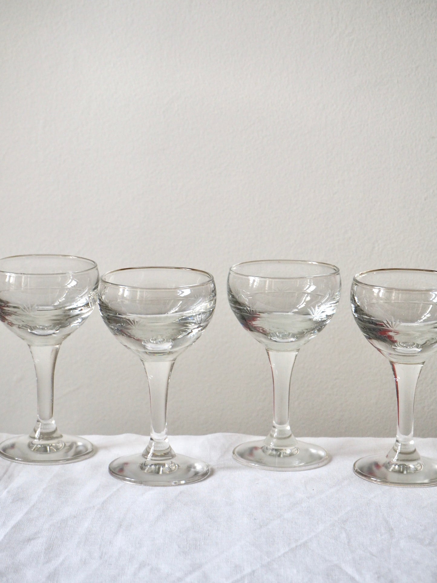 Les verres apéritifs ciselés