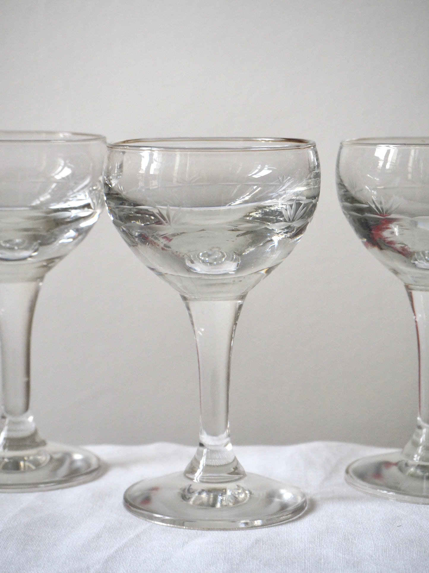 Les verres apéritifs ciselés