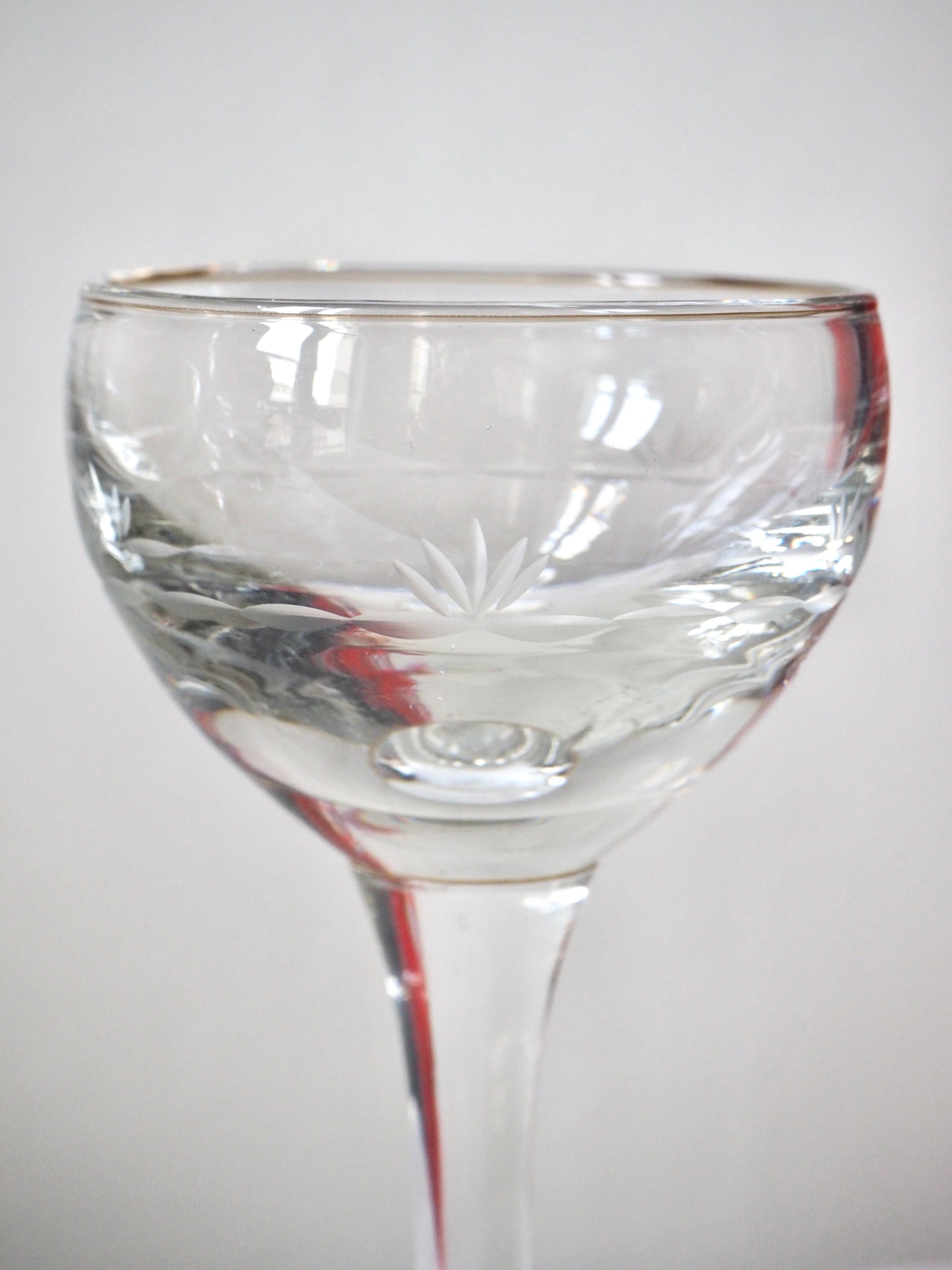 Les verres apéritifs ciselés