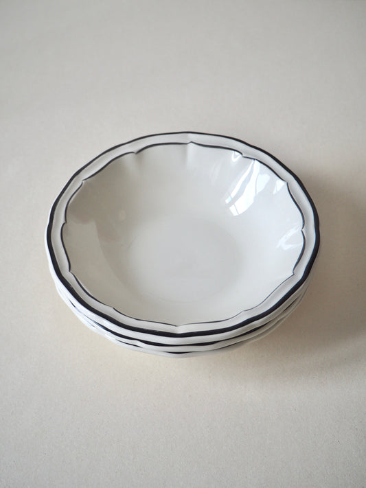 Les coupelles en faïence de Gien