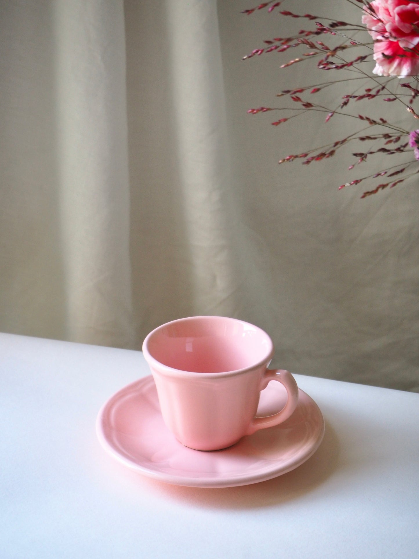 Les 6 tasses roses layettes