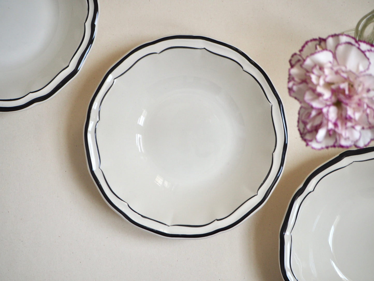 Les coupelles en faïence de Gien