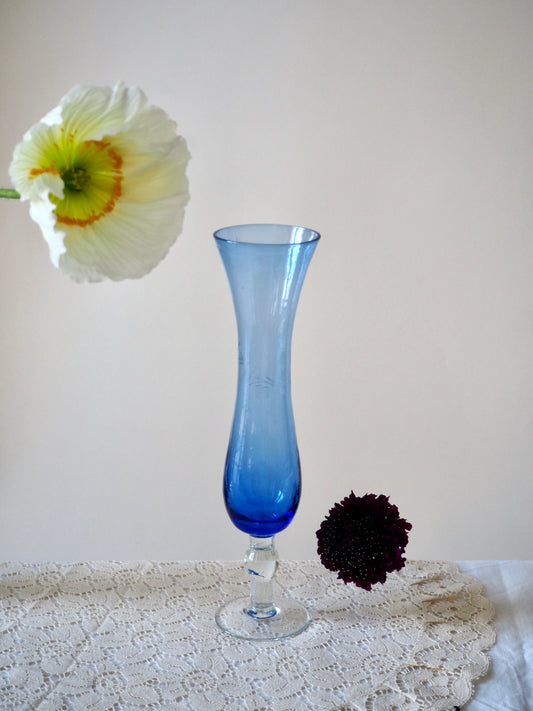 Le soliflore bleu