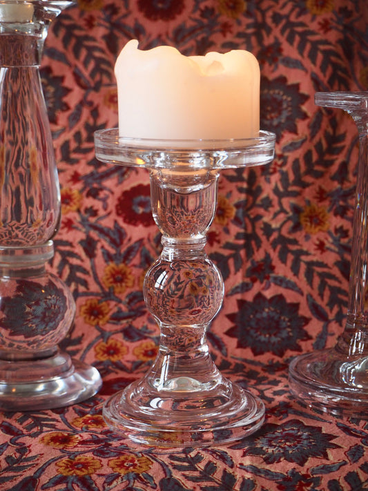 Le porte bougie en verre moulé