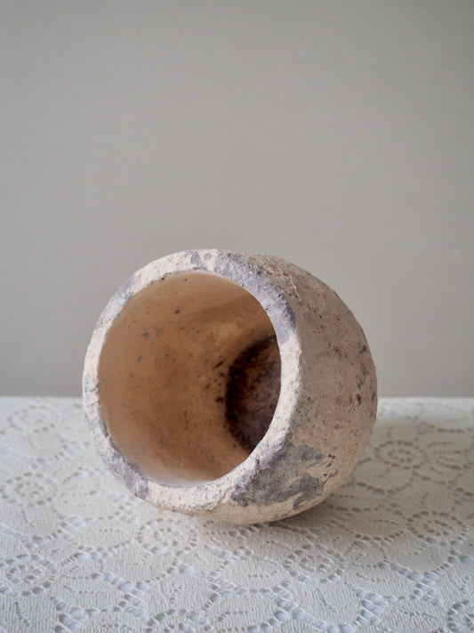 Petit pot à fleurs en céramique