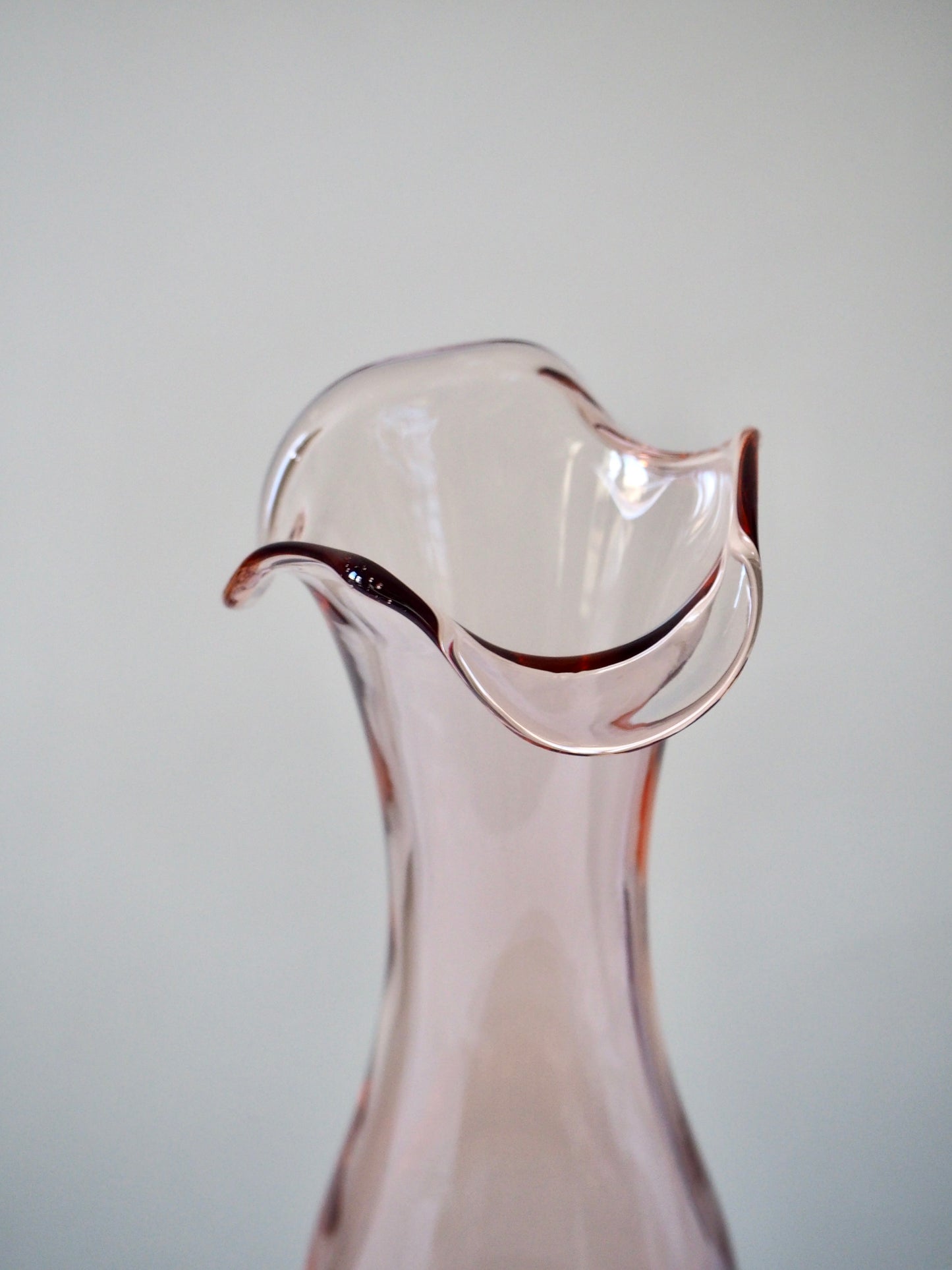 Vase en verre rosaline