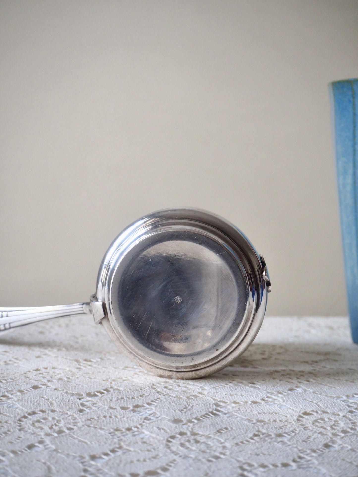 Passoire à thé en métal argenté